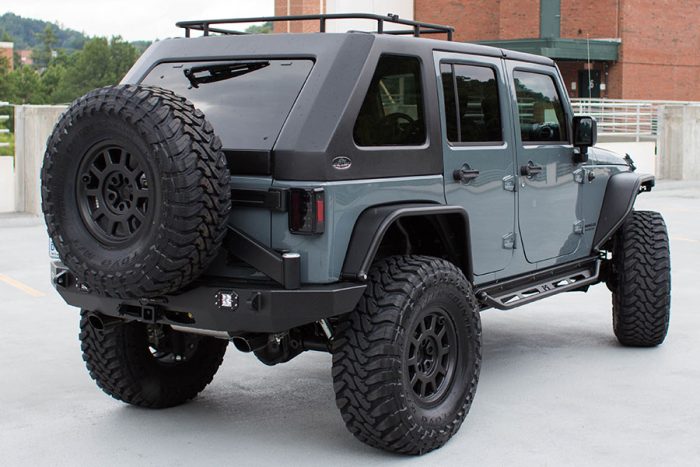custom-2015-jeep-wrangler-jku-anvil-metalcloak-wildboar-aev-pass-rear-three-quarter Set overfendere aripi ALUMINIU Jeep Wrangler JK 2007-2017