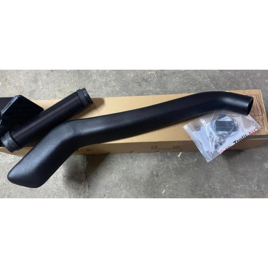 4cb4ceeb-748d-4123-9355-3c5f21fc9991-1000x1000w-550x550 Snorkel Suzuki Grand Vitara 2006+ Gen 2 montaj partea dreapta