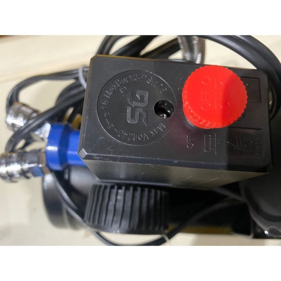 7840ac79-173f-448b-92a7-cf60eca531a4-1000x1000w-550x550 Compresor auto pentru off-road Heavy Duty cu butelie 8 Litri