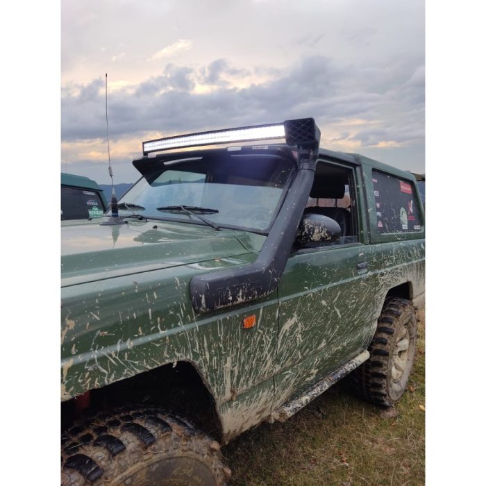 bc9bf4e3-ec78-4299-8121-89b8e7e8aab3-1000x1000h Snorkel Nissan Patrol K160,K260 cu logo Patrol montaj partea stanga