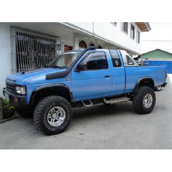 Snorkel Nissan Navara D21/Terano 1 /Terano 2/Pathfinder WD 21 montaj partea stanga