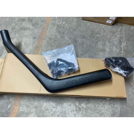 Snorkel Mitsubishi Pajero MK1 (NA) 1983-1990 2.5L 3.0L 2.6L montaj partea dreapta