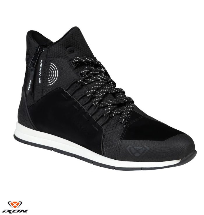 5081010041015-Ghete-moto-Urban-barbati-All-Season-Ixon-model-Freaky-WP-MS-culoare-negru-alb-100-waterproof-1-1 Ghete moto Urban barbati All Season Ixon model Freaky WP MS culoare: negru/alb (100% waterproof)